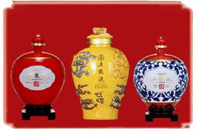 蚌埠烟酒回收五粮液各种摆件.jpg